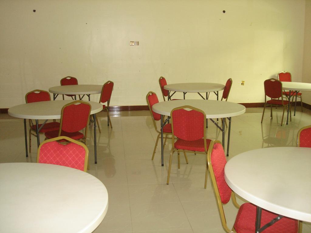 Rays Hotel Mbarara Bagian luar foto
