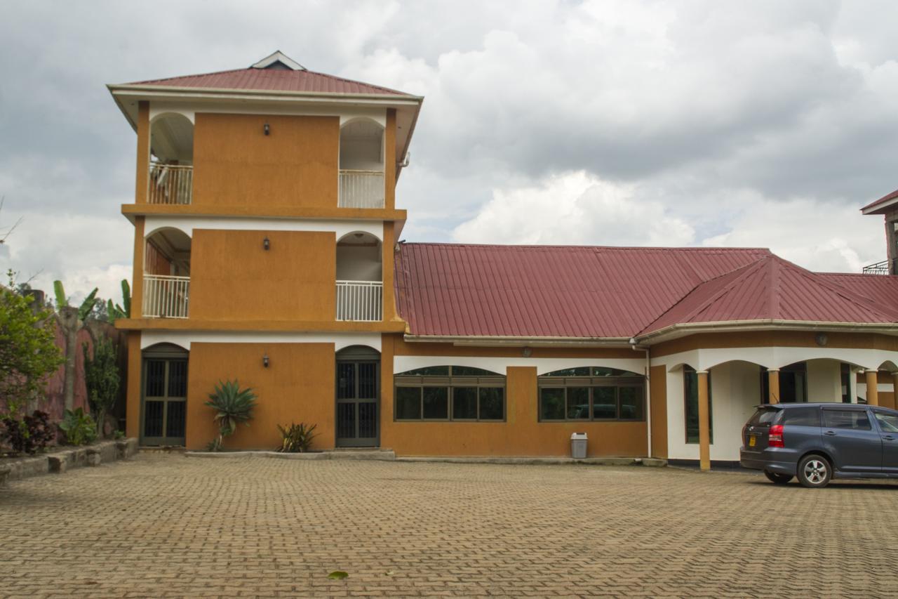 Rays Hotel Mbarara Bagian luar foto