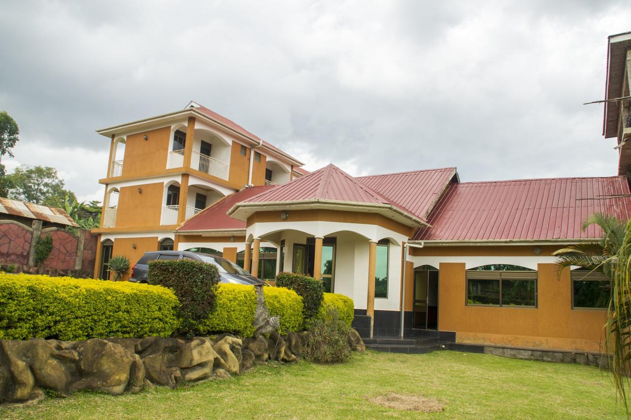 Rays Hotel Mbarara Bagian luar foto